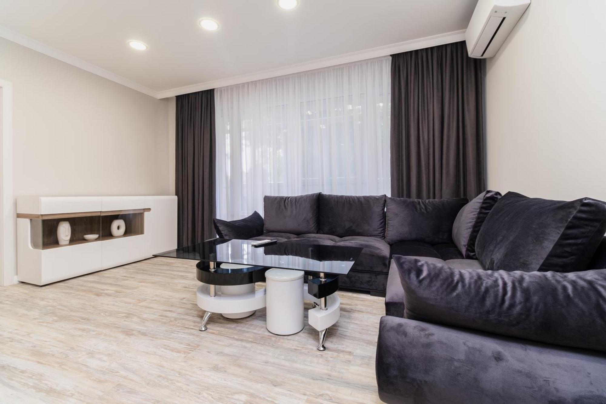 Gorgeous 2-Bedroom Apartment Plovdiv Exterior photo